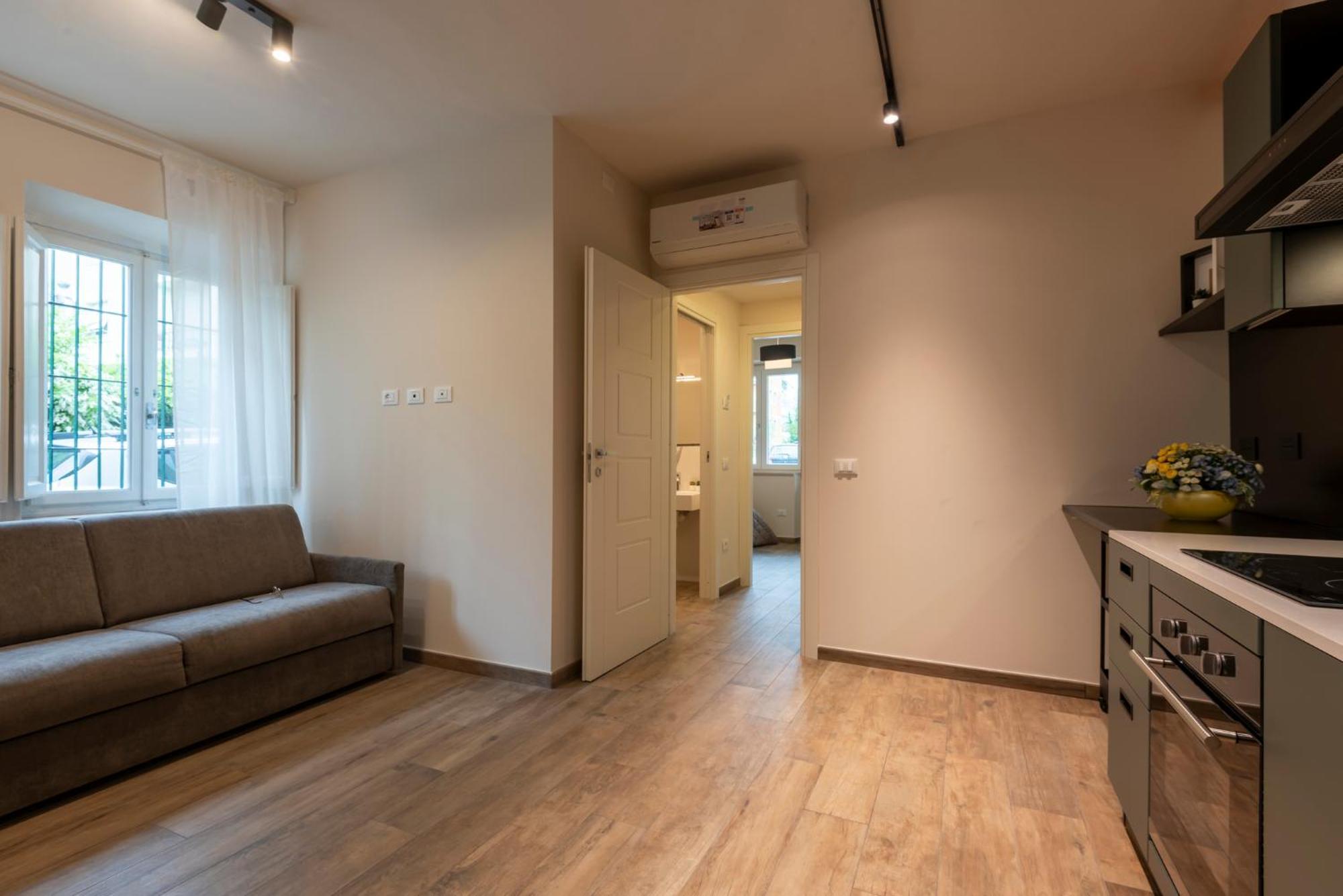 Iarsera Rooms And Apartment Lucca Eksteriør billede